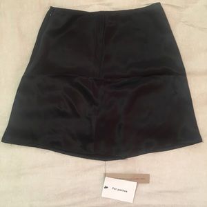 Ref Benson Silk Skirt size 4 Petite
